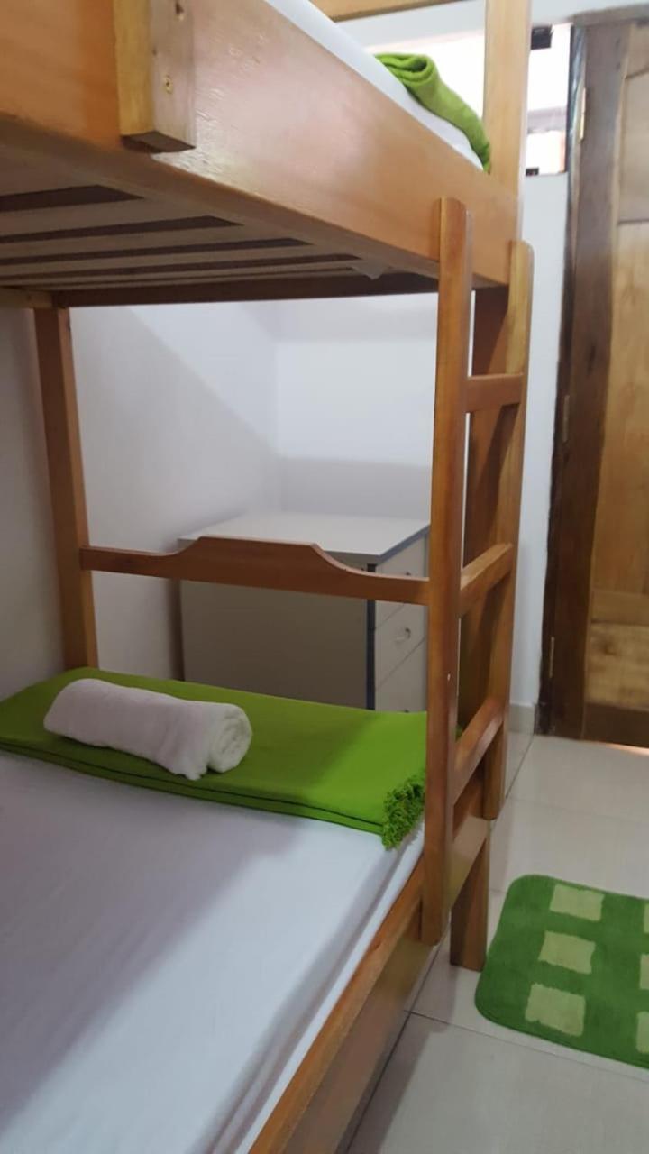 Helecho'S Hostal Hostel Encarnación Buitenkant foto