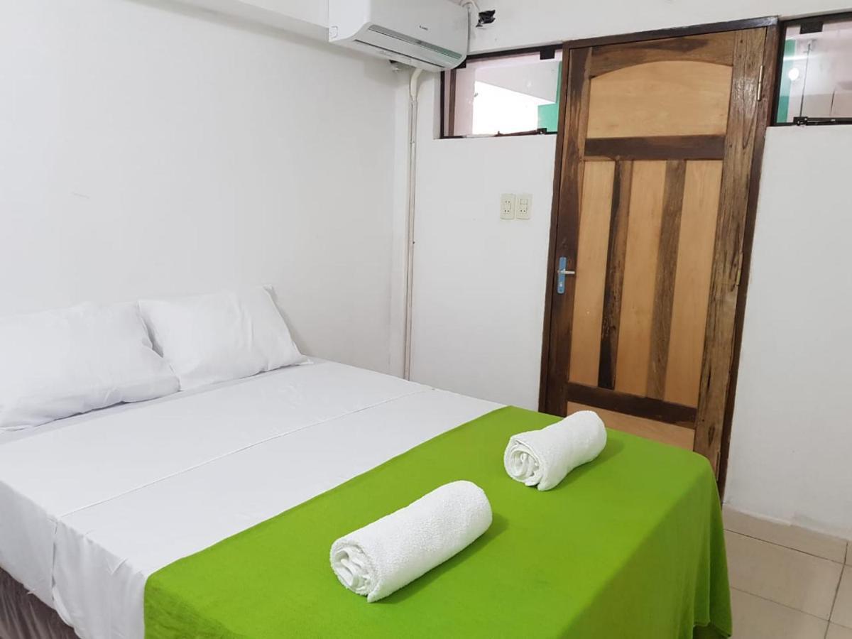 Helecho'S Hostal Hostel Encarnación Buitenkant foto